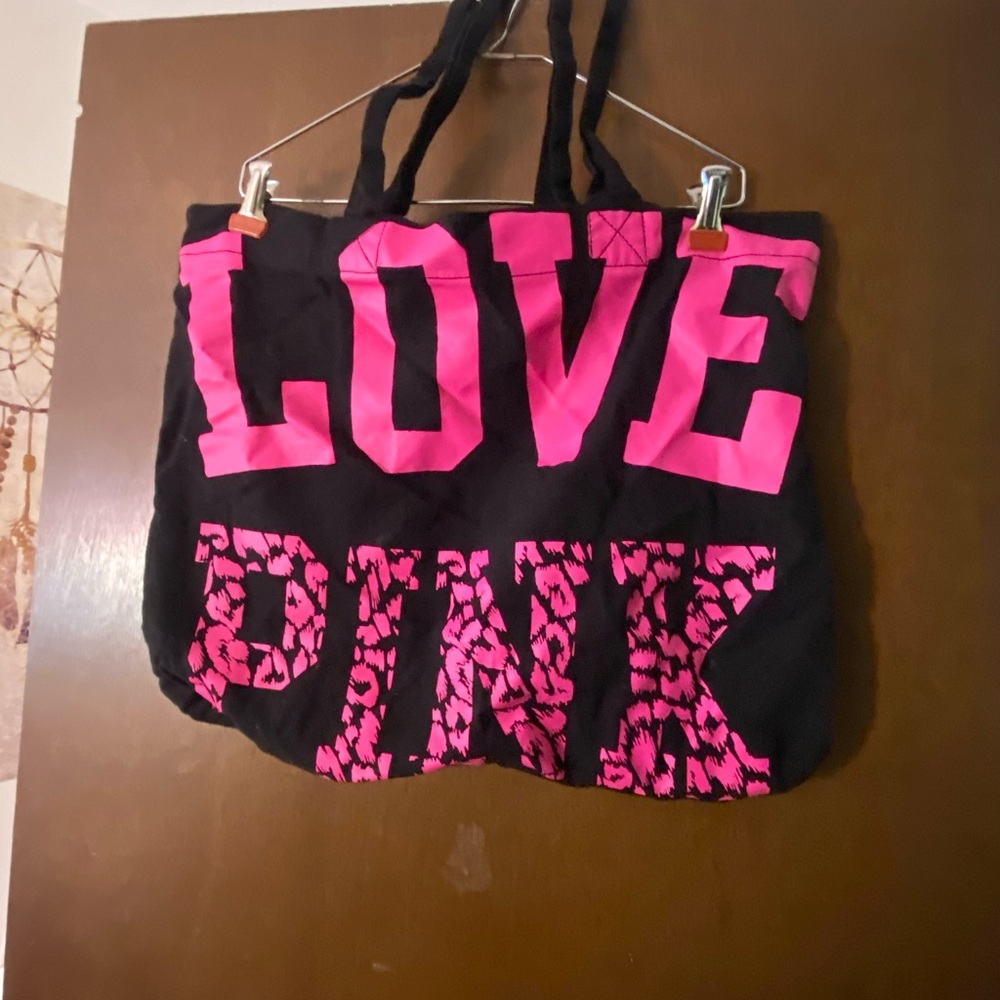 Victoria’s Secret’s Pink tote